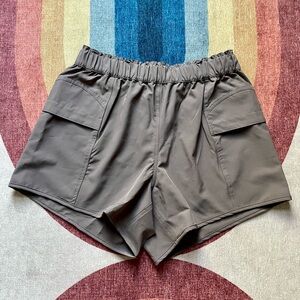 Brown pocket shorts